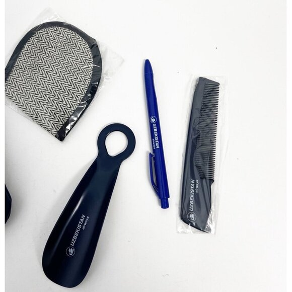 UZBEKISTAN AIRWAYS UZBEKISTAN AIRLINES Amenities Pouch Cosmetic Bag - Picture 2 of 8